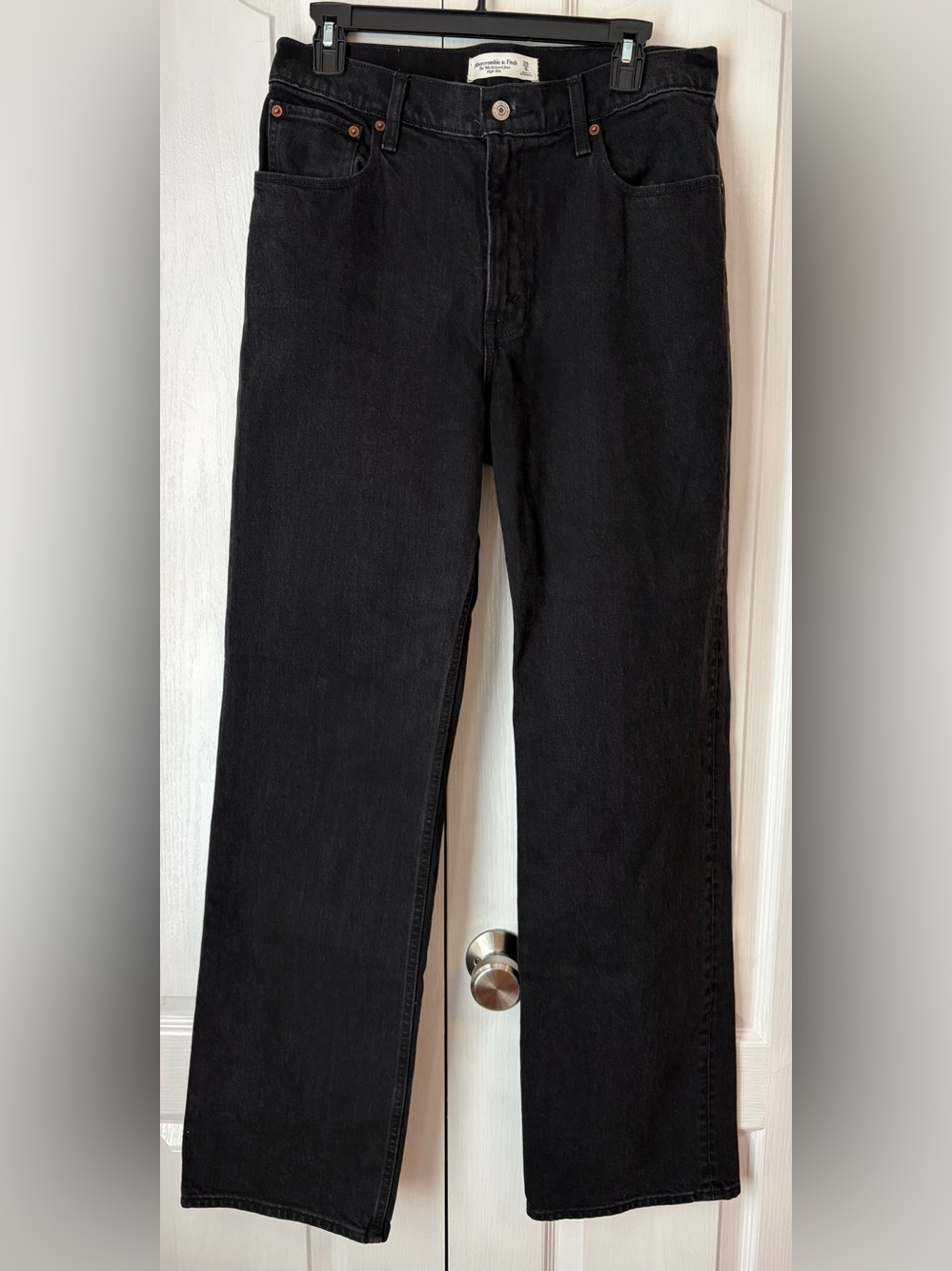 Abercrombie & Fitch The 90’s Relaxes Jean High Rise, 8 L 🖤